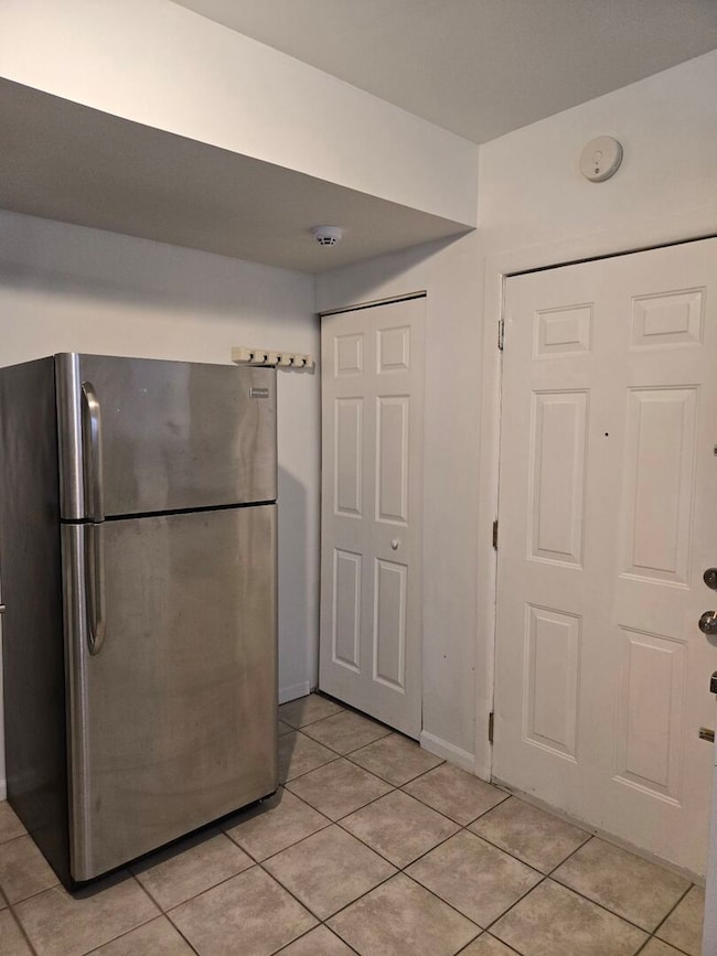 6518 N Mozart St unit 1, Chicago, IL 60645 - photo 5