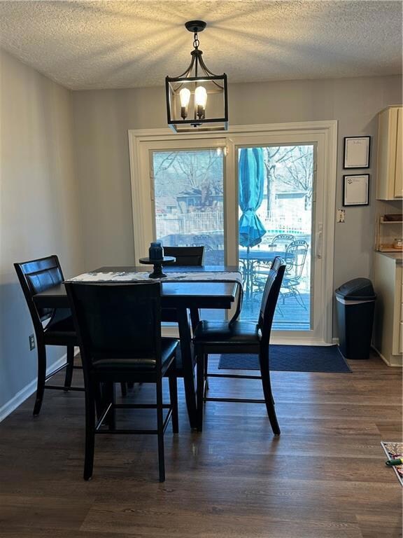 519 S Washington St, Raymore, MO 64083 - photo 3