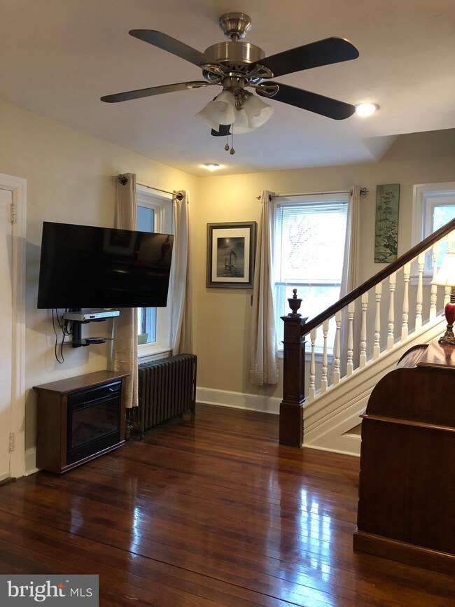 210 Mary St, Downingtown, PA 19335 - photo 7