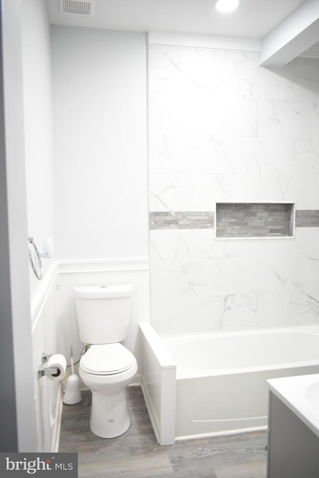 423 N Edgewood St, Baltimore, MD 21229 - photo 2