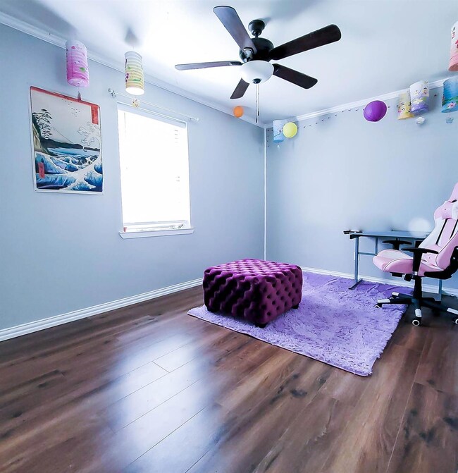 812 Phillips Dr, Ennis, TX 75119 - photo 7