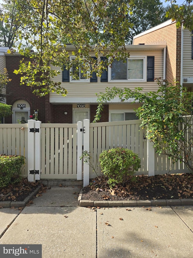 1090 Corbridge Ct, Voorhees, NJ 08043 - photo 3