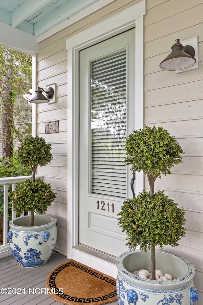 004_1211_verandah_way-4