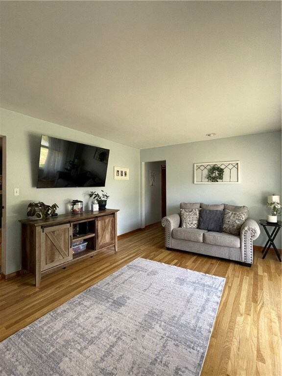 3503 Hampshire Rd, Erie, PA 16506 - photo 6