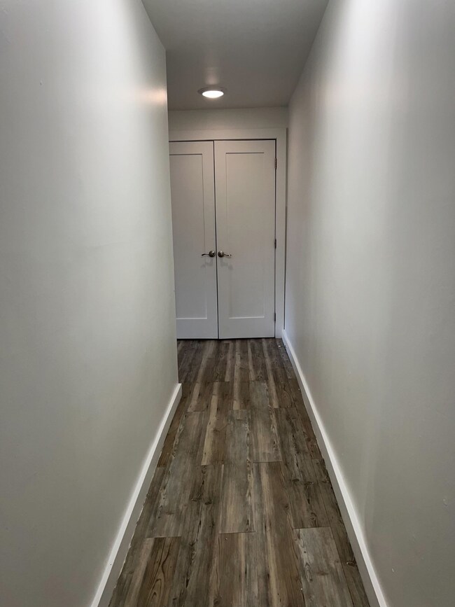 20 Porach St unit 1, Yonkers, NY 10701 - photo 2