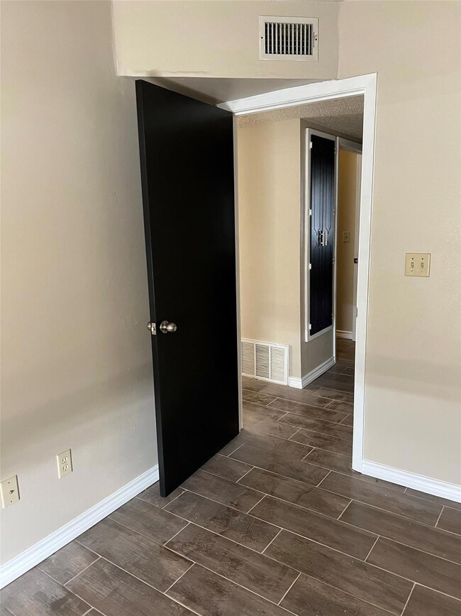 817 E State Highway 114, Boyd, TX 76023 - photo 3