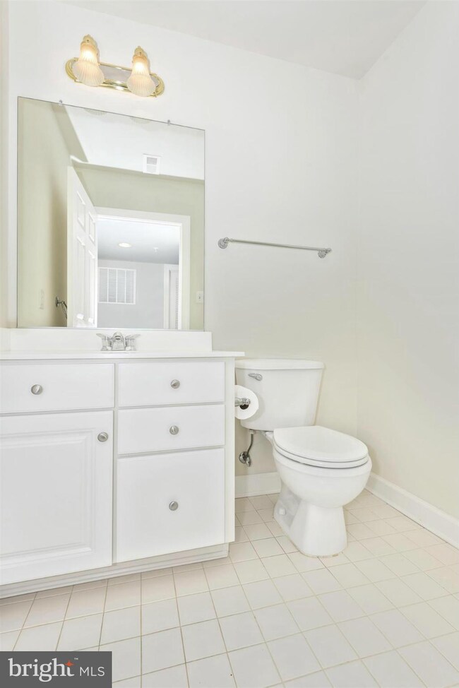 13003 Ebenezer Chapel Dr, Clarksburg, MD 20871 - photo 7