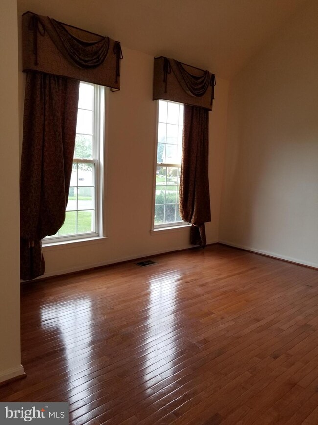 13856 Rembrandt Way, Chantilly, VA 20151 - photo 6