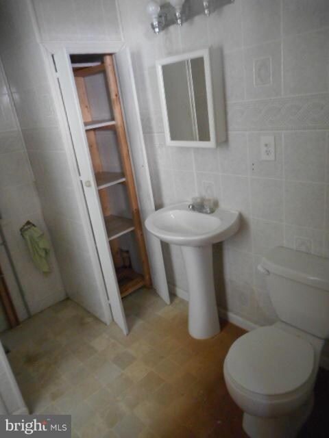 7729 N Cove Rd, Sparrows Point, MD 21219 - photo 7