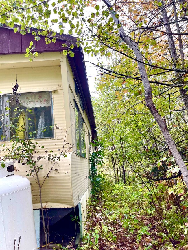 222 Bobbin Mill Rd, Lunenburg, VT 05906 - photo 5