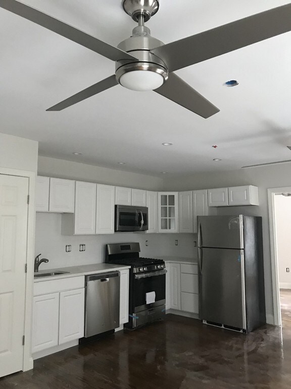 180 Endicott St unit 4, Boston, MA 02113 - photo 5