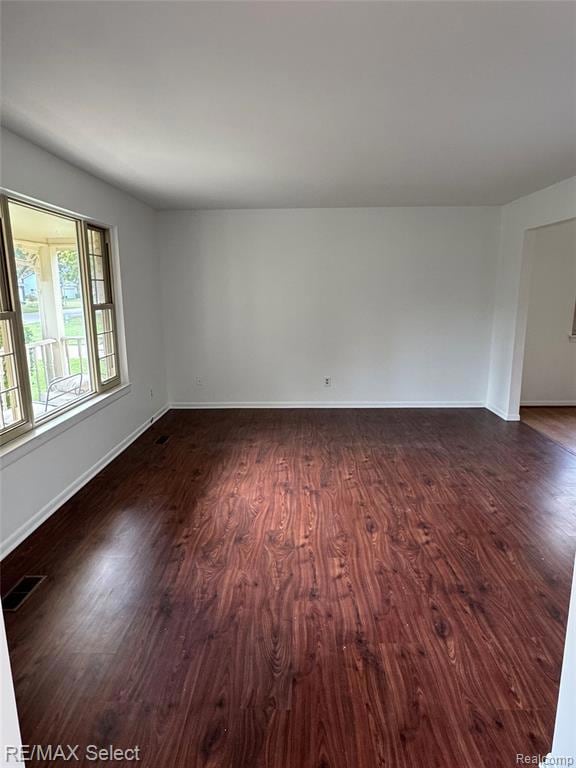 5527 Copley Square Rd, Grand Blanc, MI 48439 - photo 7