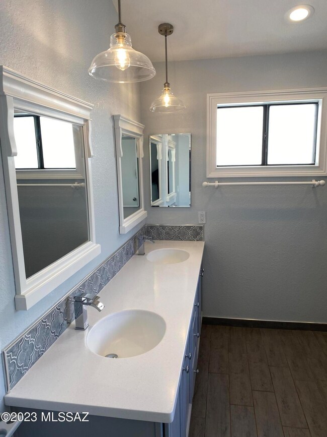 8868 N Hersey Way, Tucson, AZ 85742 - photo 6