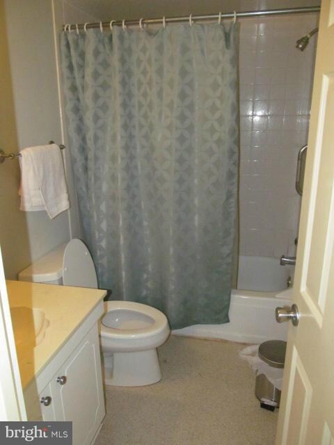 9800 Kingsbridge Dr unit 202, Fairfax, VA 22031 - photo 6