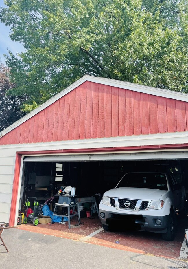 3 Cuthbert St, Schenectady, NY 12302 - photo 3