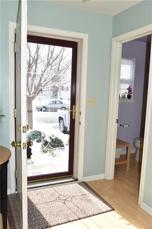 6961 Hunt Dr, Macungie, PA 18062 - photo 2