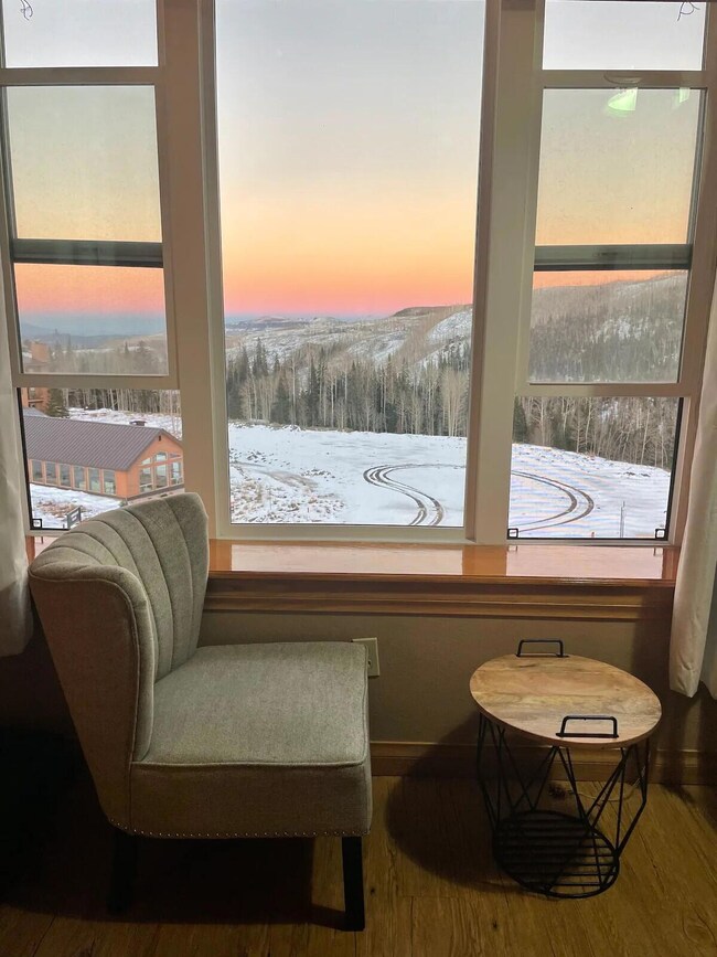 223 W Hunter Ridge Dr unit 2313, Brian Head, UT 84719 - photo 7