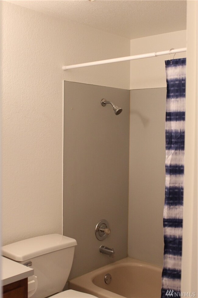 324 Corrin Ave SE, Orting, WA 98360 - photo 7