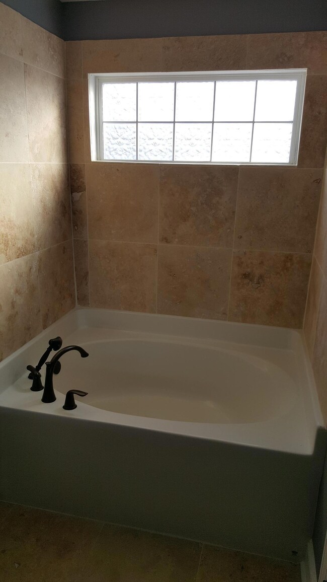 1876 Presidio St, Navarre, FL 32566 - photo 4