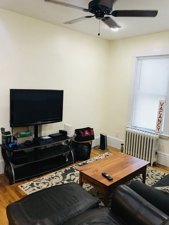 742 E 6th St unit 1, Boston, MA 02127 - photo 4