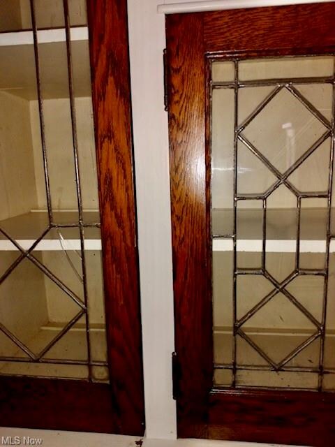 Lovely leaded glass doors on dining room and livin