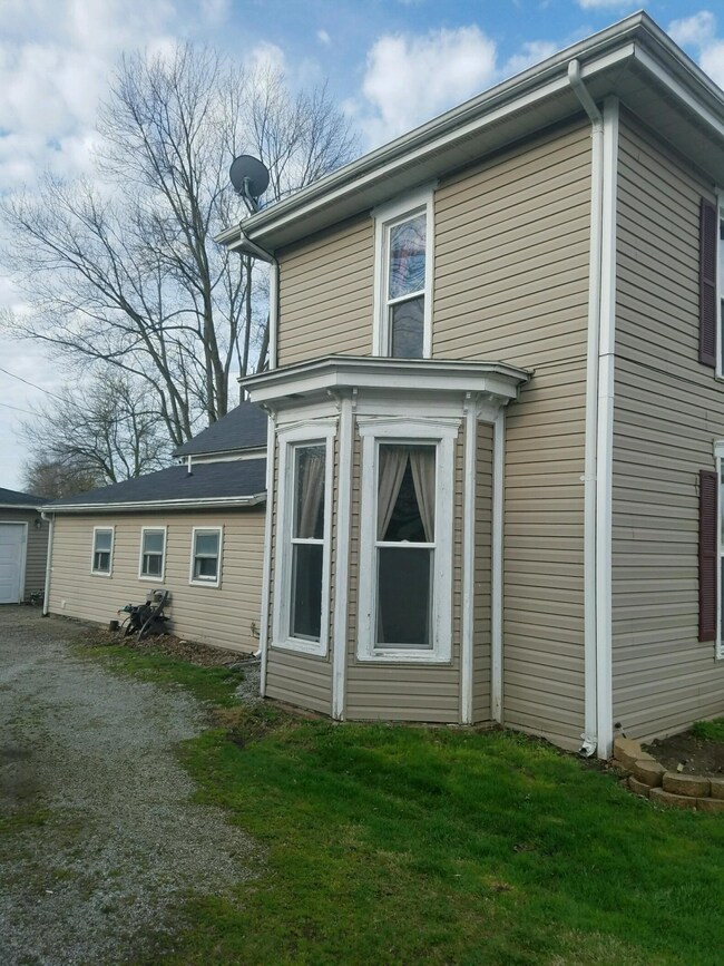 bow left side 2