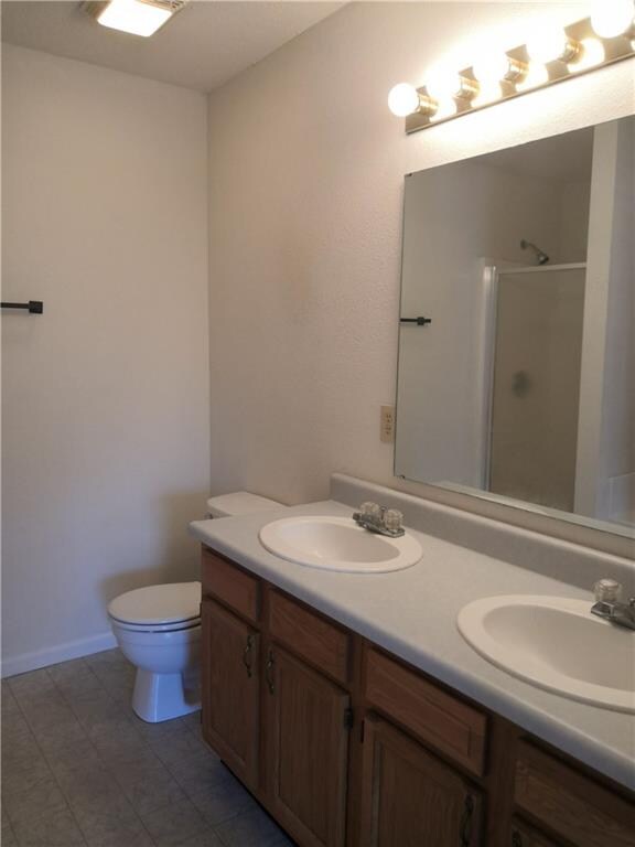 960 Rotherham Ln, Beech Grove, IN 46107 - photo 7