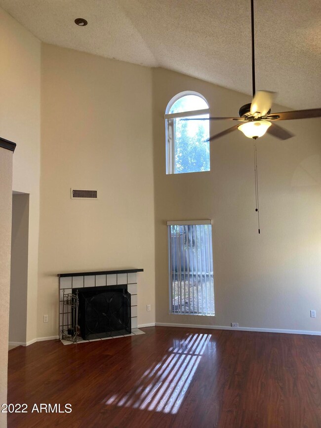 19230 N 4th Place, Phoenix, AZ 85024 - photo 2