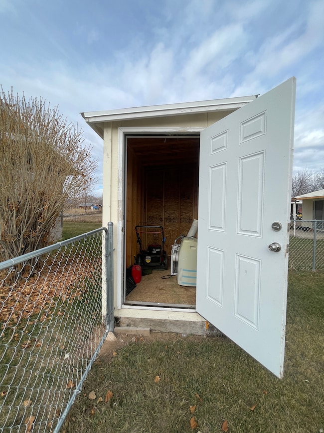 9181 N 9183 N 2160 W, Neola, UT 84053 - photo 4