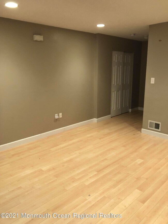 1 Central Ave unit 12, Atlantic Highlands, NJ 07716 - photo 2