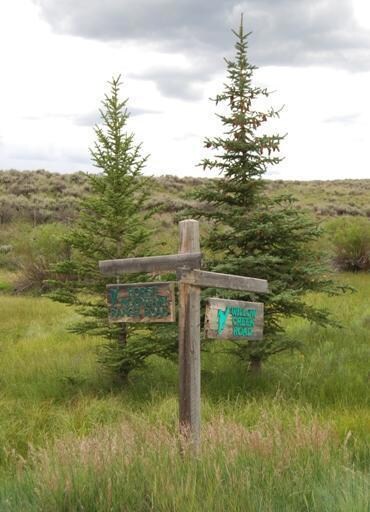 Images representative of Horse Mountain