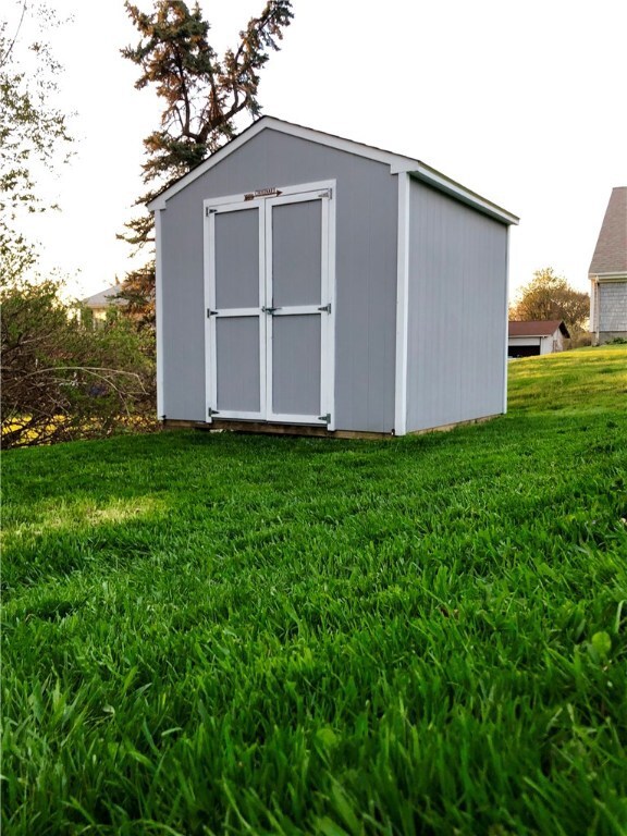 16 Lowell St unit A, Tiverton, RI 02878 - photo 2