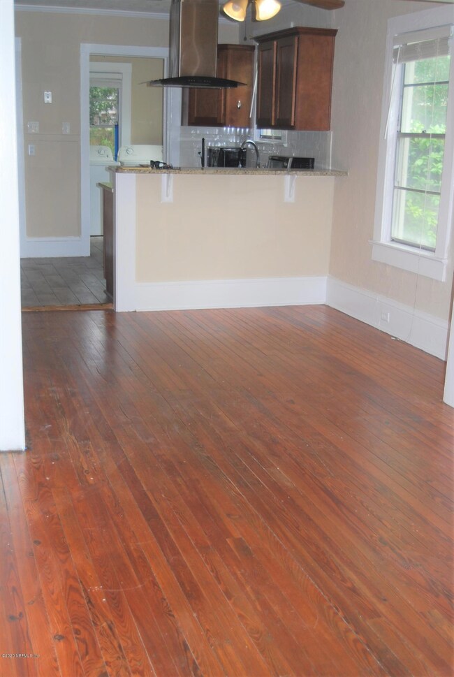 3849 Eloise St, Jacksonville, FL 32205 - photo 4