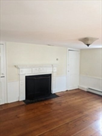 8 Allen St unit 2, Salem, MA 01970 - photo 2