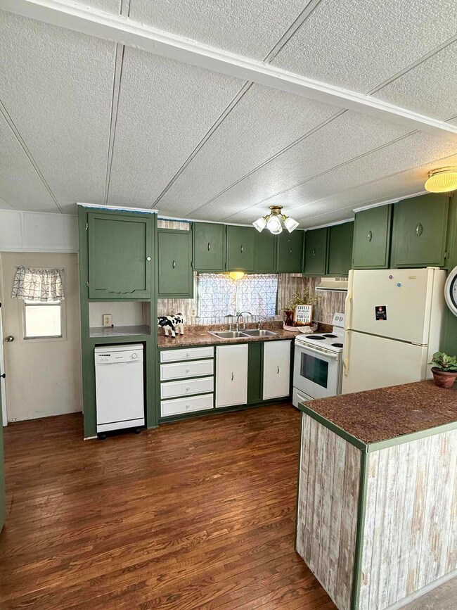 5076 Leonard Rd unit 93, Grants Pass, OR 97527 - photo 2