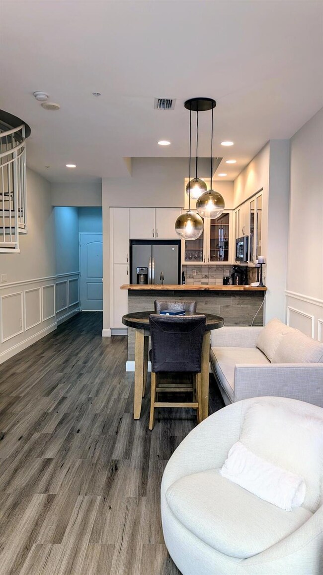 One City Plaza unit 435, West Palm Beach, FL 33401 - photo 7