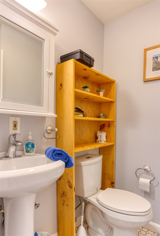 92 Renihan Meadows, Lebanon, NH 03766 - photo 5