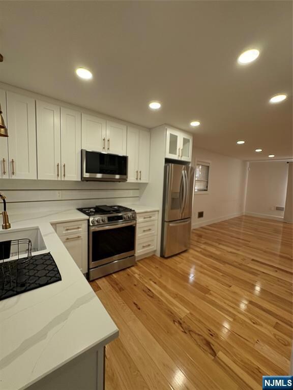 17 Zabriskie St unit 1705, Hackensack, NJ 07601 - photo 4