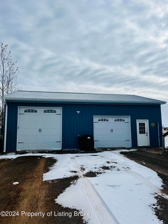 Shop/Garage