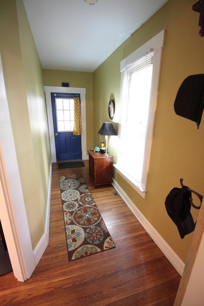 Entry - 45 Pacemont
