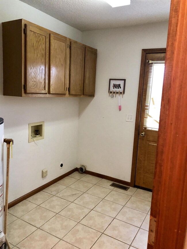 2006 S Cannon Blvd, Shelbyville, TN 37160 - photo 6