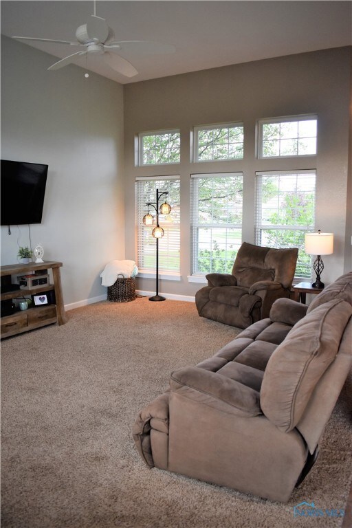 Beautiful front windows.