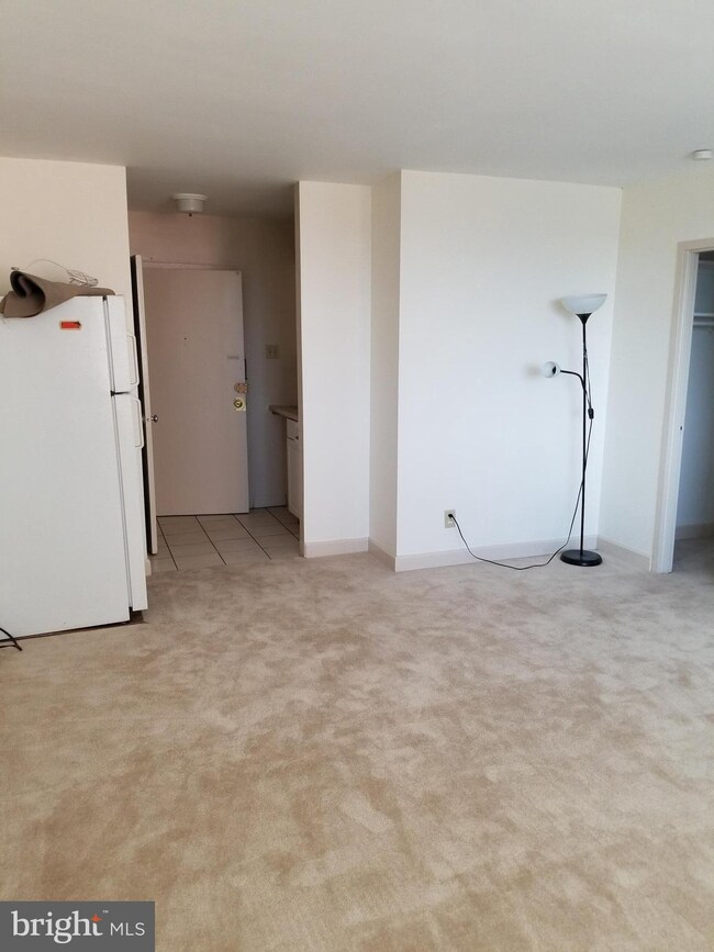 1011 Arlington Blvd unit 737, Arlington, VA 22209 - photo 3