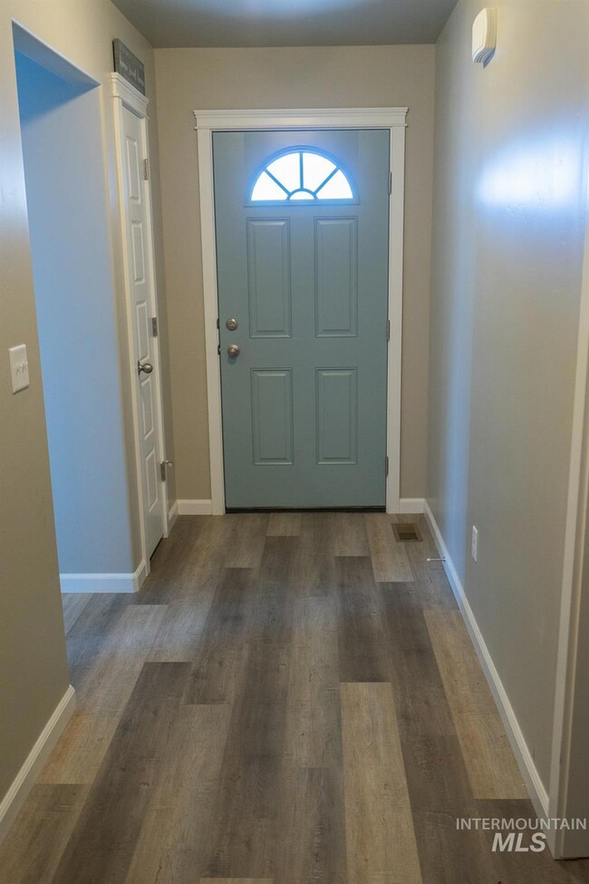 2429 Great Basin Way, Burley, ID 83318 - photo 5