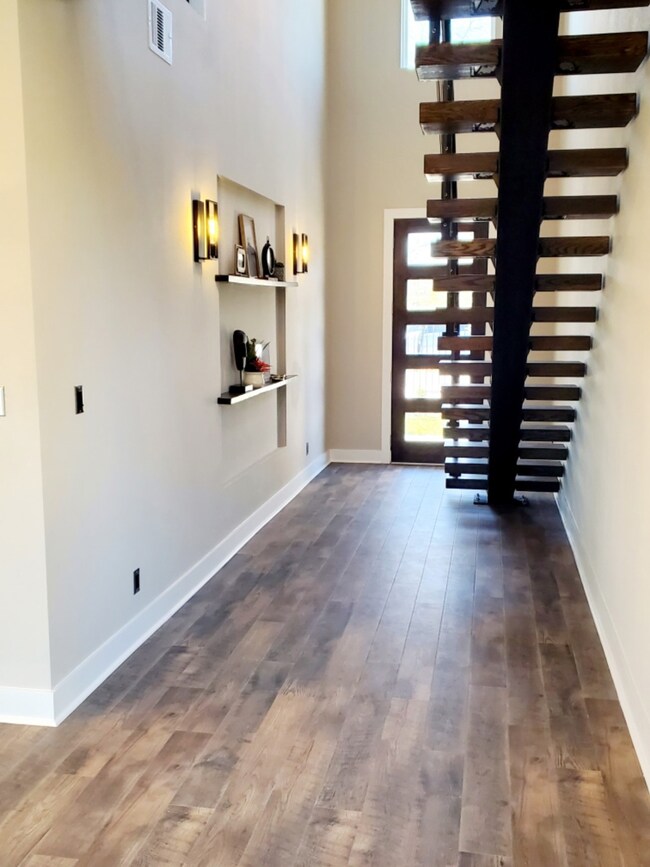 2700 Ferguson Way, Houston, TX 77088 - photo 2