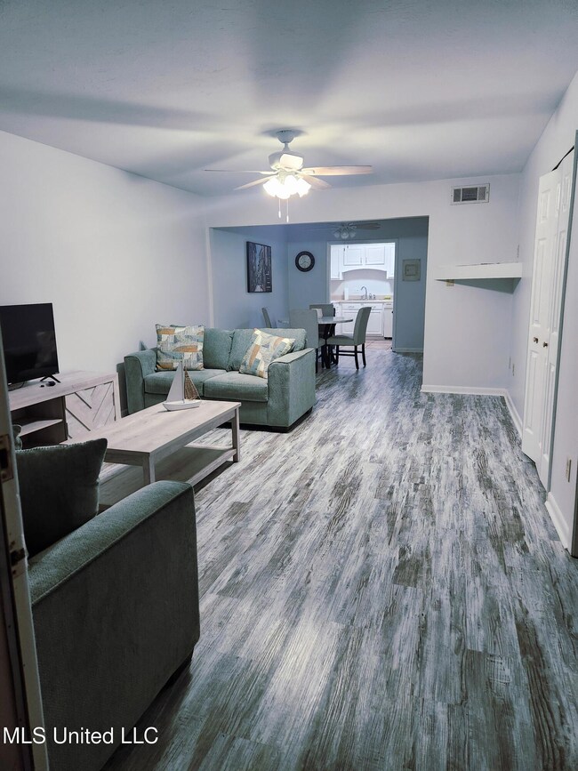 5155 Wayneland Dr unit F3, Jackson, MS 39211 - photo 4