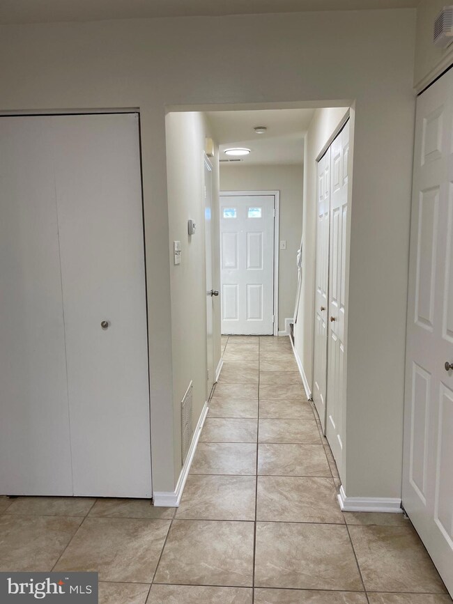 3425 Elenoir Ct, Bowie, MD 20716 - photo 2