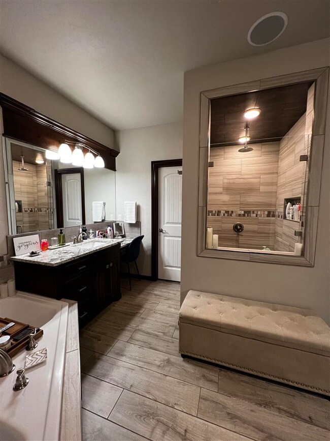 12135 NE Deer Ridge Trail, Elgin, OK 73538 - photo 3