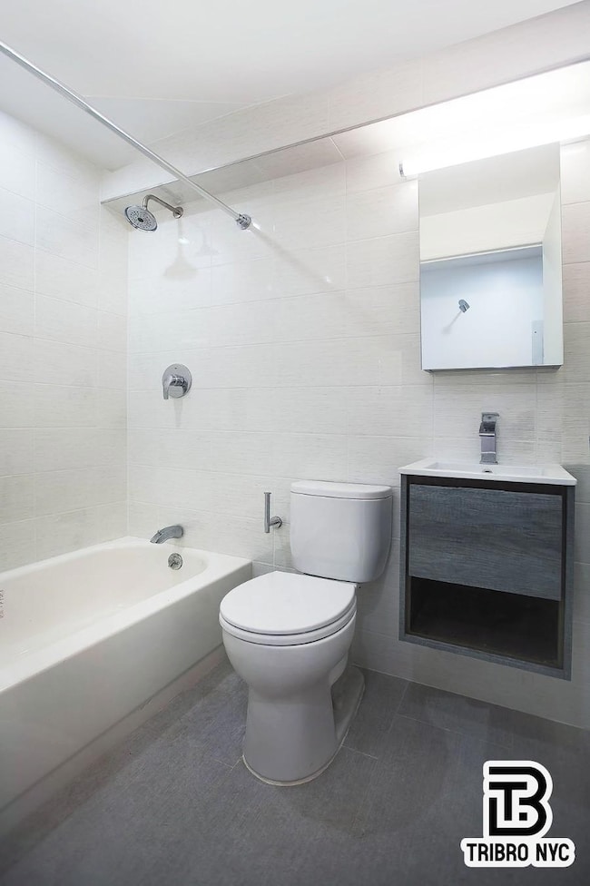 105 W 136th St unit 1W, New York, NY 10030 - photo 4
