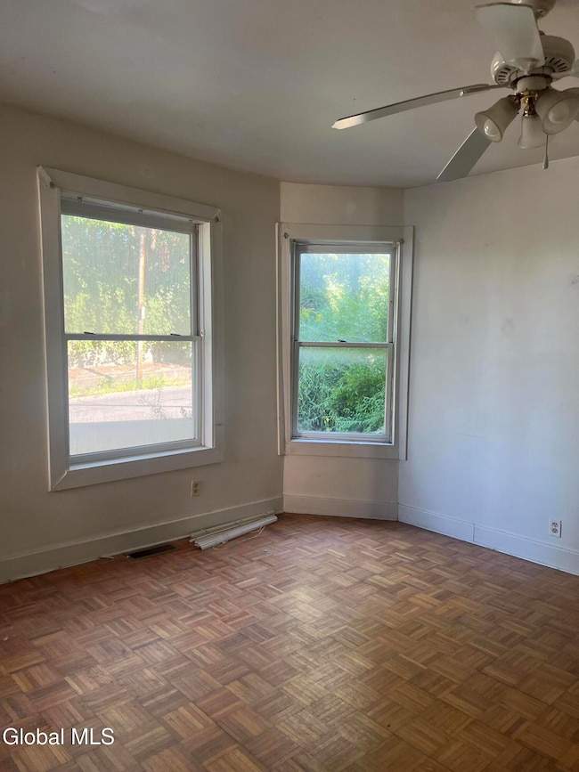 562 Crane St, Schenectady, NY 12303 - photo 6